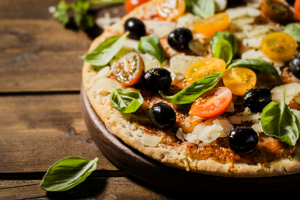 Mediterranean Flatbread Pizza